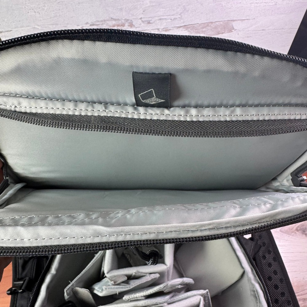 Lowepro ProTactic 350 AW Camera Backpack Black ActivZone Laptop Compartment - Picture 9 of 15